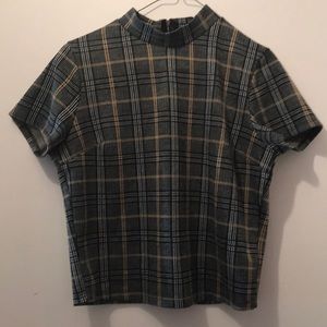 H&M fitted cropped top.